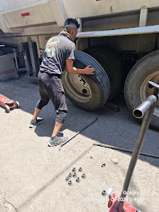 Talachas Llantas & Secciones, Balanceo, Nitrógeno En Llantas, Baterias Y Lubricantes "elizalde"